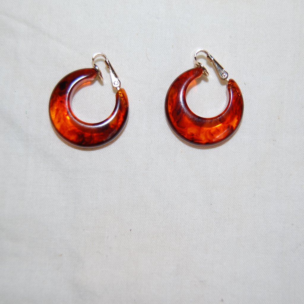 Tortoise Shell Tone Small Circular Clip Earrings